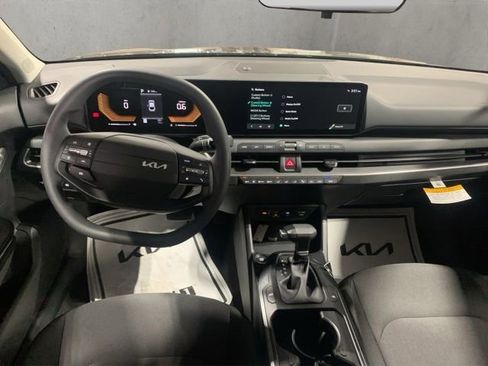 New 2026 Kia K4 FWD image 12