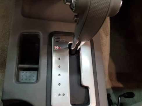 Used 2017 Nissan Frontier SV AWD/4WD image 26