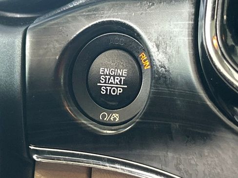 Used 2020 Jeep Grand Cherokee Limited image 42