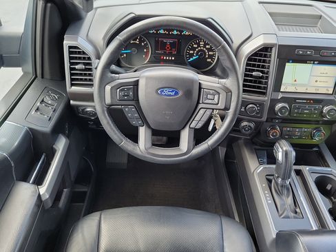 Used 2018 Ford F150 XLT w/ Equipment Group 302A Luxury AWD/4WD image 17