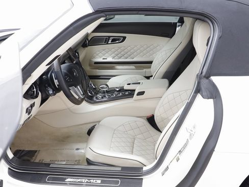 Used 2013 Mercedes-Benz SLS AMG GT Roadster image 6
