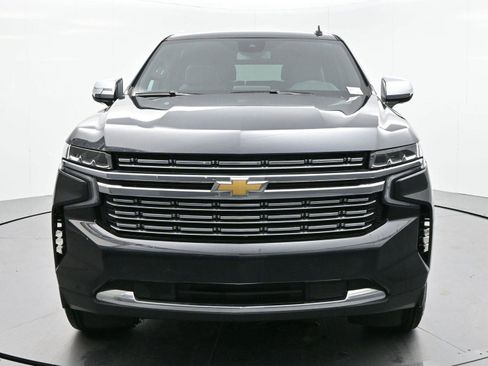 Used 2024 Chevrolet Suburban Premier image 2