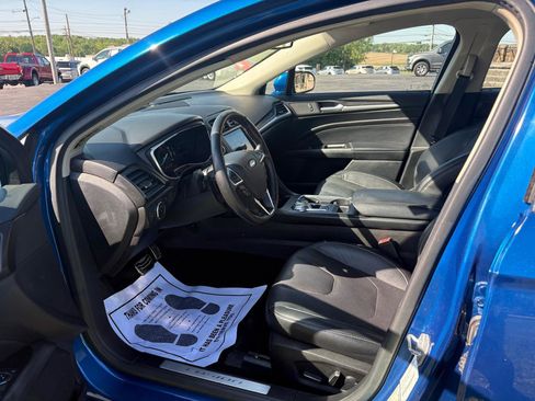 Used 2017 Ford Fusion Titanium image 9