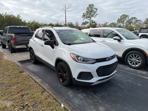 Used 2019 Chevrolet Trax LT w/ Redline Edition image 1