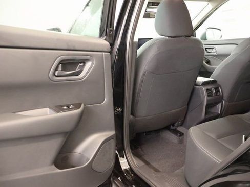 New 2026 Nissan Rogue S image 24