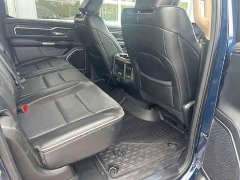 Used 2019 RAM 1500 Laramie AWD/4WD image 29