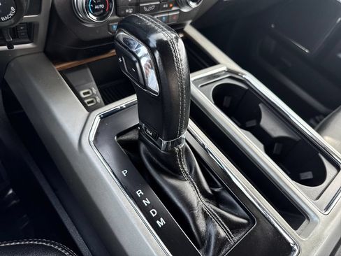Used 2018 Ford F150 Lariat w/ Equipment Group 502A Luxury AWD/4WD image 25