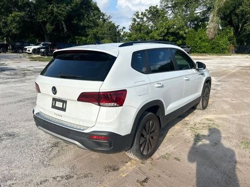 Used 2023 Volkswagen Taos S FWD image 4