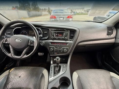 Used 2012 Kia Optima SX w/ Premium Pkg image 3