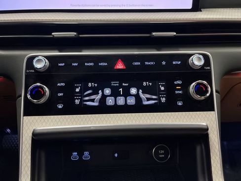 Used 2025 Genesis GV80 3.5T Advanced image 22