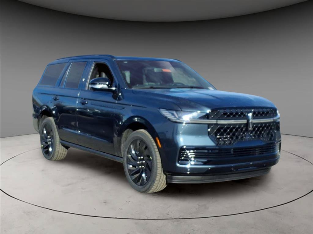 New 2025 Lincoln Navigator Reserve w/ Jet Appearance Package AWD/4WD image 14