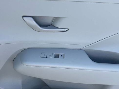 Certified 2026 Hyundai Kona SE AWD/4WD image 17