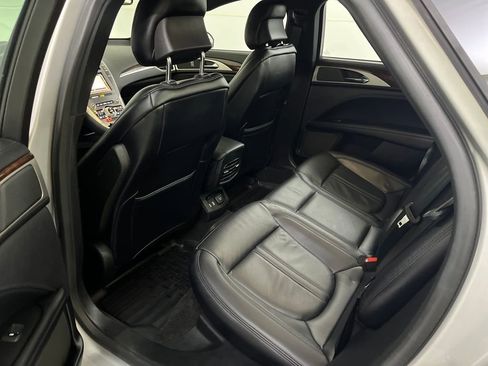 Used 2019 Lincoln MKZ Reserve image 25