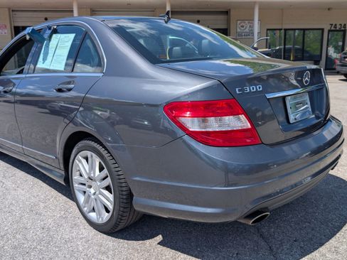 Used 2008 Mercedes-Benz C 300 4MATIC Sedan image 3