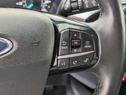 Used 2022 Ford Escape SE w/ Convenience Package image 17