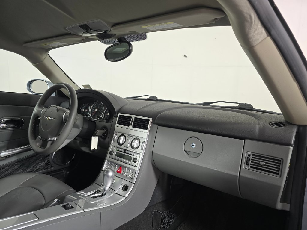 Used 2004 Chrysler Crossfire Coupe RWD image 13