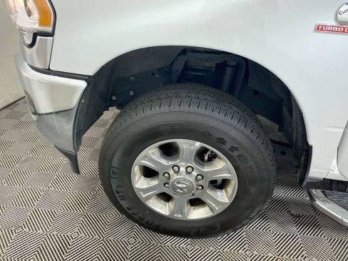 Used 2024 RAM 2500 Big Horn image 10