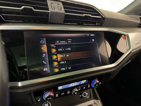 Used 2021 Audi Q3 2.0T Premium w/ Convenience Package image 21