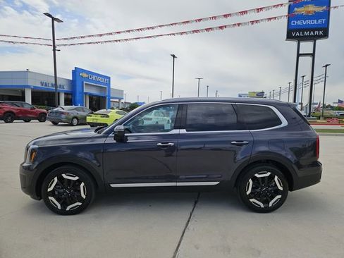 Used 2025 Kia Telluride S AWD/4WD image 4