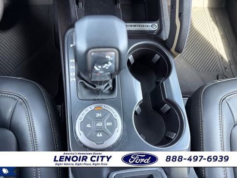 Used 2025 Ford Bronco Badlands AWD/4WD image 25