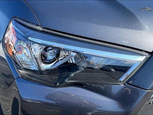 Used 2021 Toyota 4Runner Limited image 28
