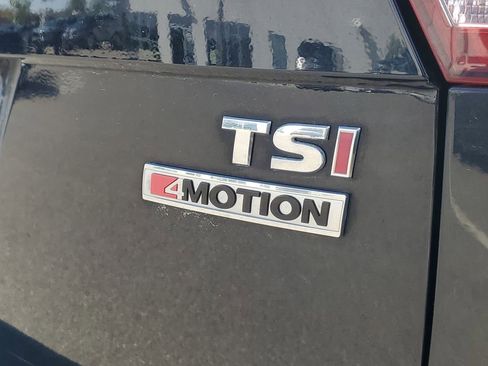 Used 2018 Volkswagen Tiguan SE AWD/4WD image 7