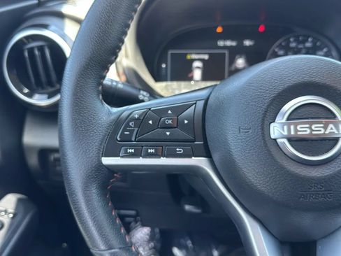 Used 2022 Nissan Kicks SR w/ Premium Package FWD image 21
