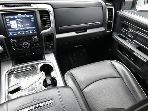 Used 2018 RAM 1500 Limited AWD/4WD image 39
