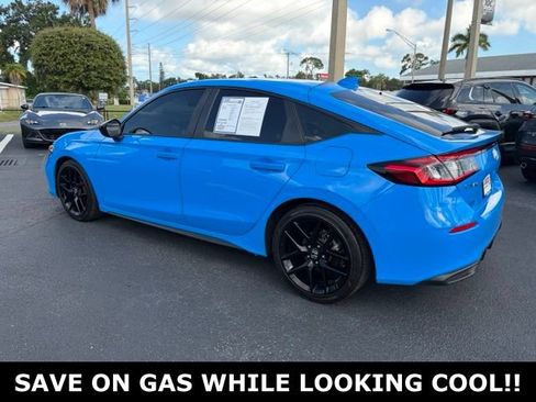Used 2025 Honda Civic Sport image 4