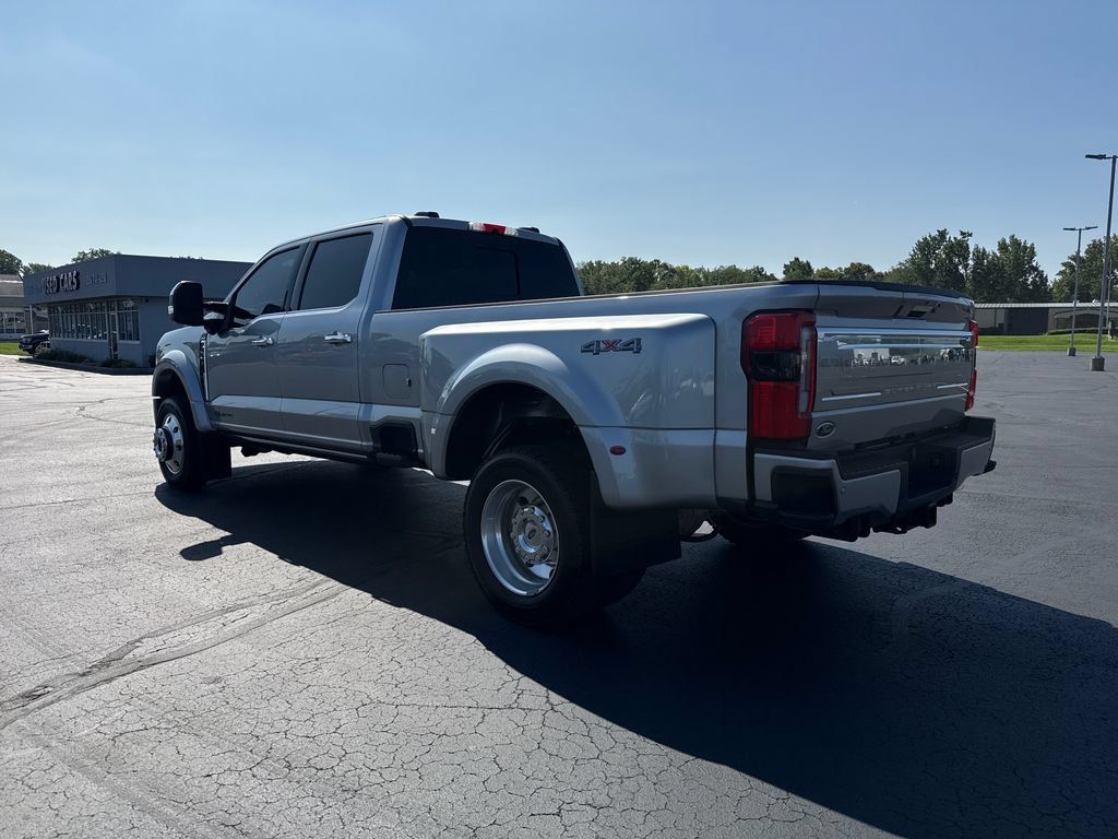Used 2024 Ford F450 Platinum AWD/4WD image 2