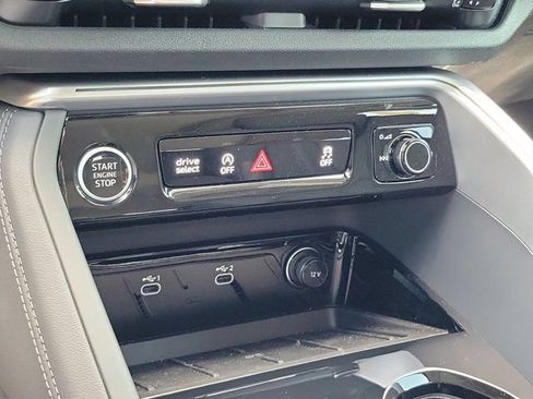 Certified 2025 Audi Q5 Premium AWD/4WD image 27