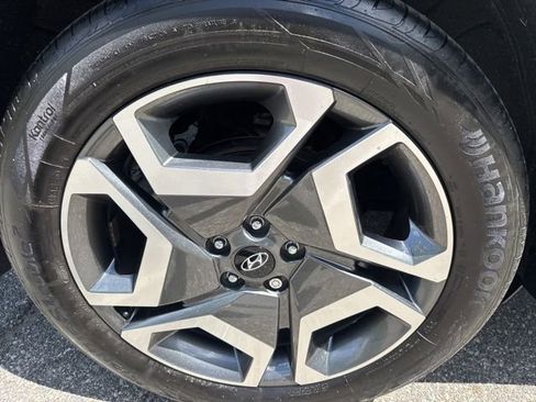 Used 2024 Hyundai Palisade Limited AWD/4WD image 14