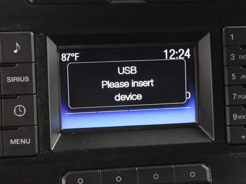Used 2015 Ford F150 XLT AWD/4WD image 48