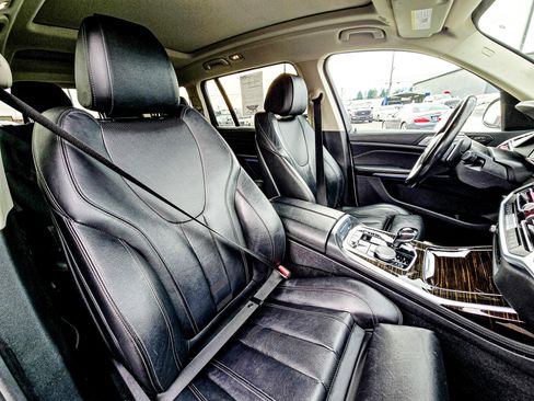 Used 2020 BMW X7 xDrive40i w/ Cold Weather Package image 15
