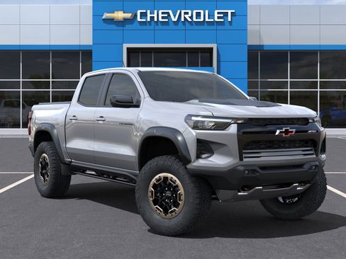 New 2025 Chevrolet Colorado ZR2 w/ Technology Package image 7
