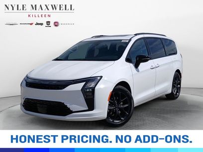 New 2027 Chrysler Pacifica Limited