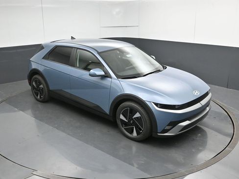 New 2026 Hyundai Ioniq 5 SE RWD image 23