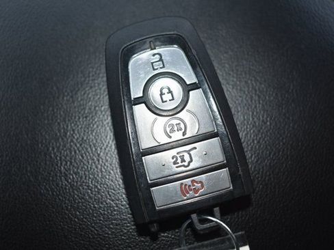 Used 2023 Ford Explorer Limited image 33