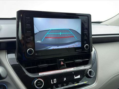 Used 2022 Toyota Corolla Cross LE FWD image 29