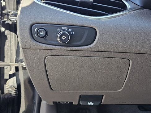 Used 2024 Chevrolet Malibu LT image 28