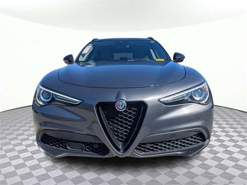 Used 2021 Alfa Romeo Stelvio Sprint w/ Nero Edizione image 8