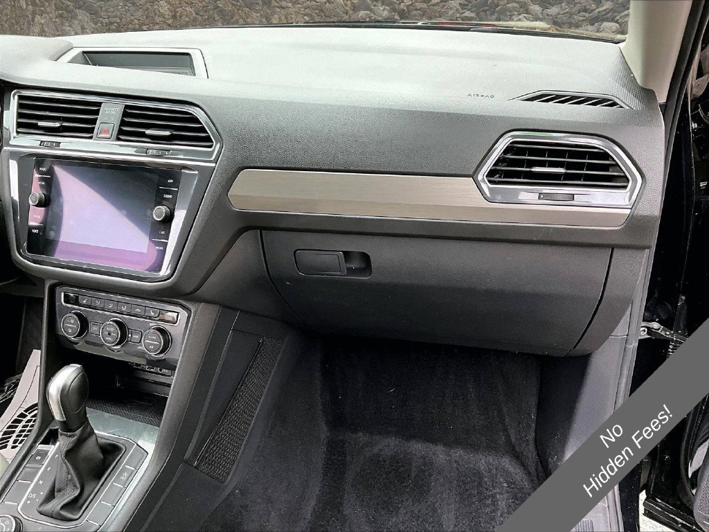 Used 2020 Volkswagen Tiguan SE AWD/4WD image 10