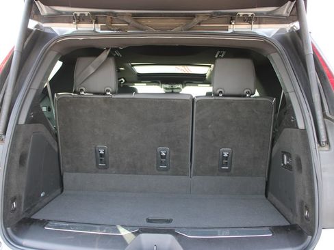 Used 2024 Cadillac Escalade Sport image 13