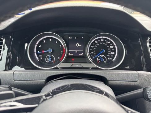 Used 2016 Volkswagen Golf R 4-Door AWD/4WD image 9