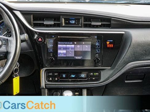 Used 2018 Toyota Corolla SE image 24