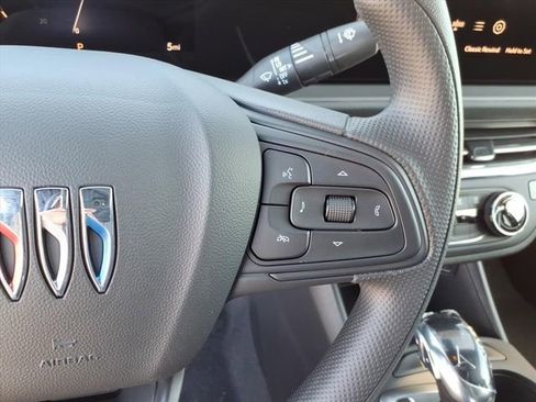 New 2026 Buick Envista Preferred image 35