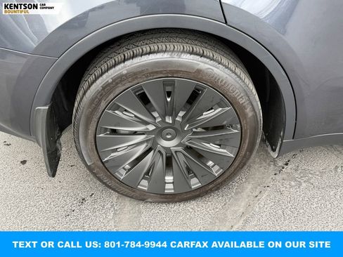 Used 2024 Tesla Model Y Long Range image 16