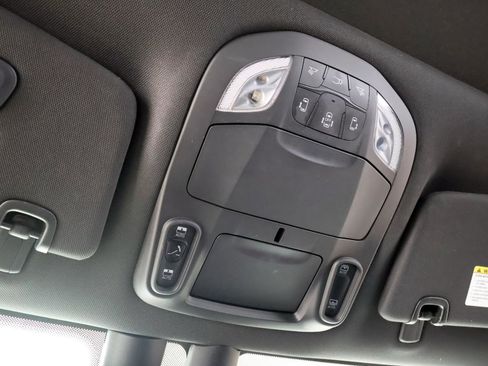 Used 2019 Chrysler Pacifica Touring-L Plus w/ Advanced Safetytec Group image 57