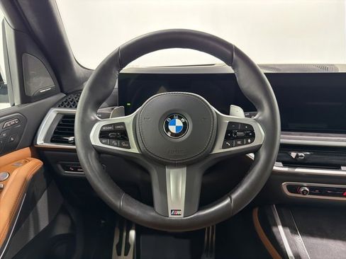Certified 2024 BMW X7 xDrive40i w/ M Sport Package image 35