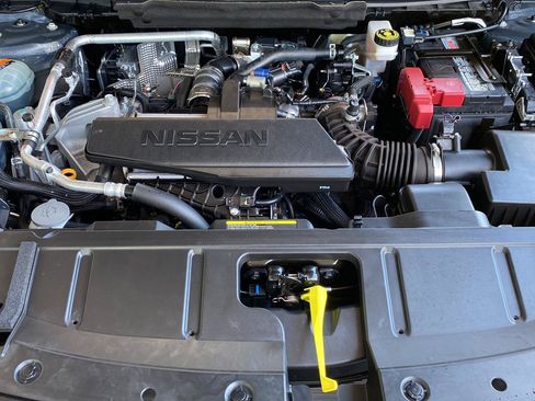 Certified 2025 Nissan Rogue S FWD image 35
